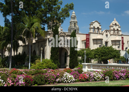 MINGEI MUSEO INTERNAZIONALE PLAZA DE PANAMA Balboa Park di San Diego California USA Foto Stock