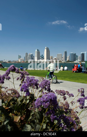 Il centro di Porto dello skyline della città da CENTENNIAL PARK SAN DIEGO CALIFORNIA USA Foto Stock