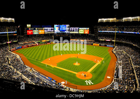 New York, Stati Uniti d'America - 12 Maggio 2011: Kansas City Royals v New York Yankees allo Yankee Stadium Foto Stock