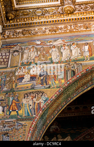 Mosaici sull'arcata della navata, Basilica di Santa Maria Maggiore, Roma, Italia Foto Stock