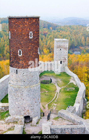 Castello medievale in Checiny, Polonia. Foto Stock