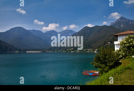 Il lago di Ledro, Italia Foto Stock