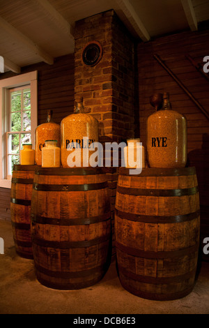 Whiskey ingredienti all'interno di Office originale a Jack Daniel's distilleria di Lynchburg Tennessee USA Foto Stock