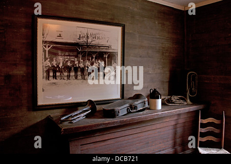 Fotografia della vecchia impresa banda all'interno di Office originale a Jack Daniel's distilleria di Lynchburg Tennessee USA Foto Stock