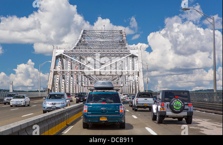 Il Tappan Zee Bridge, NEW YORK, Stati Uniti d'America - Attraversamento fiume Hudson verso ovest sulla Tappan Zee Bridge. Foto Stock