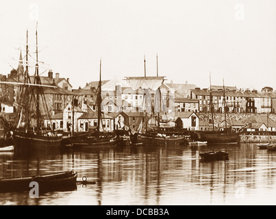 Caernarvon Harbour periodo Vittoriano Foto Stock