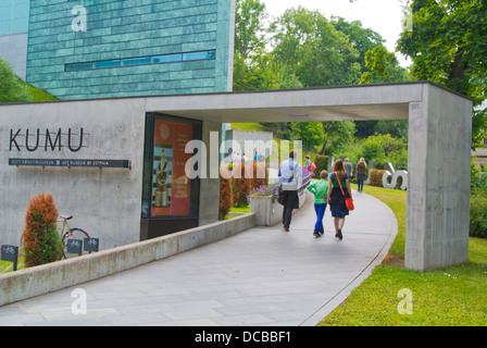 Kumu Art Museum di Estonia Kadrioru park nel quartiere di Kadriorg Tallinn Estonia Paesi Baltici Europa Foto Stock