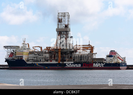 La Stena Drillmax nave di perforazione, legato a fianco del porto di Las Palmas di Gran Canaria. Foto Stock