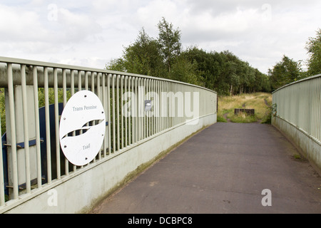 Il Trans Pennine trail per ciclisti, pedoni e cavalieri tra Ponte Dunford e Penistone, South Yorkshire Foto Stock