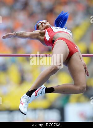 Mosca, Russia. Il 15 agosto, 2013. Inika McPherson di noi compete in qualifica a XIV IAAF ai Campionati Mondiali di atletica di Luzhniki Stadium di Mosca, Russia, 15 agosto 2013. Foto: Bernd Thissen/dpa/Alamy Live News Foto Stock