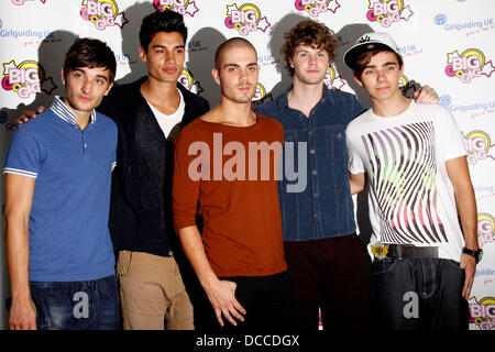 Tom Parker, Silva Kaneswaren, Nathan Sykes, Jay McGuiness e Max George del voluto, la bambina guidare UK - Big Gig 2011 a Wembley Arena. Londra, Inghilterra - 01.10.11 Foto Stock