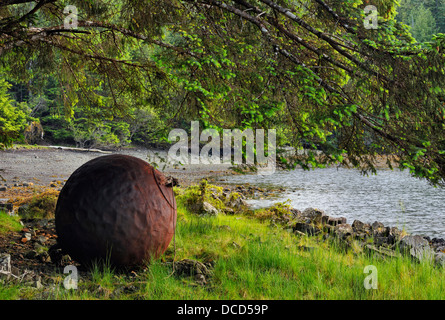 I reperti della Stazione Baleniera al Porto Rose Haida Gwaii Queen Charlotte Islands Gwaii Haanas NP della Columbia britannica in Canada Foto Stock