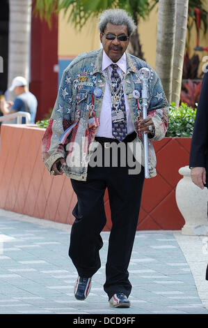 Don King fa la sua comparsa per promuovere la prossima "Viva Don King 'Campionato incontro di boxe al Seminole Hard Rock Hotel and Casino Hollywood Florida - 05.10.11 Foto Stock