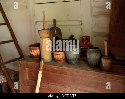 Foto di una stanza vuota di un accogliente casa di campagna Foto Stock