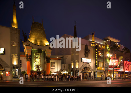 TCL teatro cinese (©MAYER & HOLLER 1927 / Browser BEHR 2000) WALK OF FAME DI HOLLYWOOD BOULEVARD LOS ANGELES CALIFORNIA USA Foto Stock