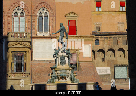 Bologna, Neptuno, fontana di Piazza Maggiore, Piazza principale, Emilia Romagna, Italia, Europa Foto Stock