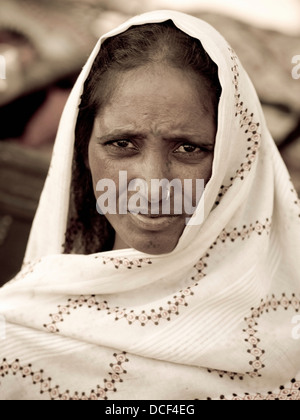 Ritratto di Indiano donna zingara; India Foto Stock