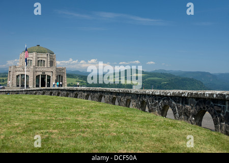 VISTA HOUSE si affacciano sul Columbia River Gorge MULTNOMAH COUNTY OREGON USA Foto Stock