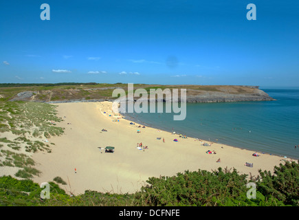 Ampia Haven South Beach, Il Pembrokeshire Coast National Park e sullato Wales coast Path Foto Stock