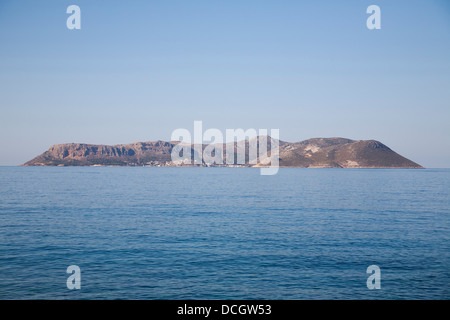 Isola di Kastellorizo o megisti vista dal villaggio di Kas in Turchia, costa mediterranea, Grecia, Europa Foto Stock