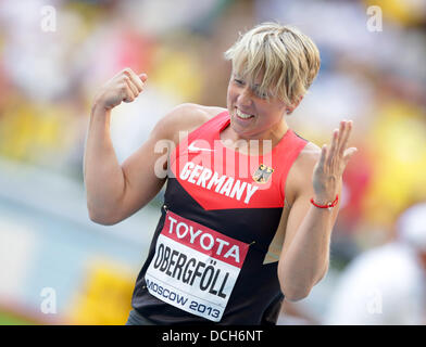 Mosca, Russia. 18 Agosto, 2013. Christina Obergfoell di Germania reagisce durante le Donne Lancio del giavellotto Finale in occasione della quattordicesima IAAF ai Campionati Mondiali di atletica di Luzhniki Stadium di Mosca, Russia, 18 agosto 2013. Foto: Michael Kappeler/dpa/Alamy Live News Foto Stock