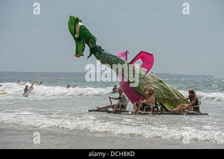 Cornwall, Regno Unito, 18 agosto 2013. Il Dragon serie completa il credito per il corso: Bob Sharples Alamy/Live News Foto Stock