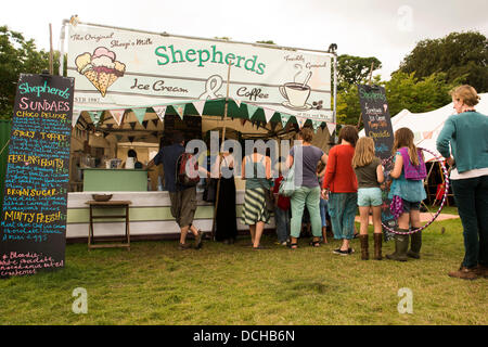 Crickhowell, Wales, Regno Unito. Il 18 agosto 2013. Giorno quattro di Green Man Festival. Credito: Polly Thomas/Alamy Live News Foto Stock