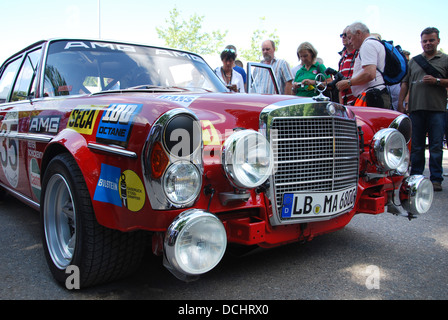 AMG Mercedes Benz 300SEL, Replica del 1971 Spa vincitore visto al Classic giorni 2013, Schloss Dyck Germania Foto Stock