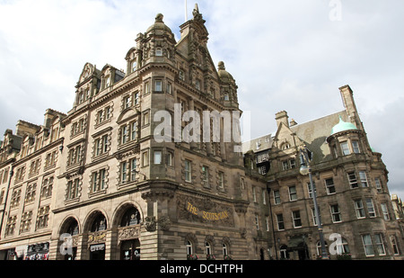 Esterno di The Scotsman Hotel Edinburgh Scozia Agosto 2013 Foto Stock