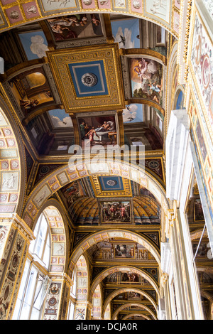 Opere di interni, arredamento e architettura. Le Logge di Raffaello il Museo Hermitage di San Pietroburgo Russia Foto Stock