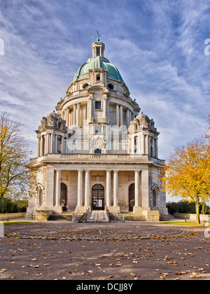 I colori autunnali a Ashton Memorial, Williamson Park, Lancaster Foto Stock