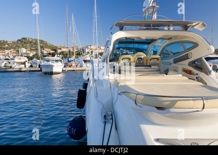 Motor Yacht Porto Rotondo Porto, Sardegna, Italia Foto Stock