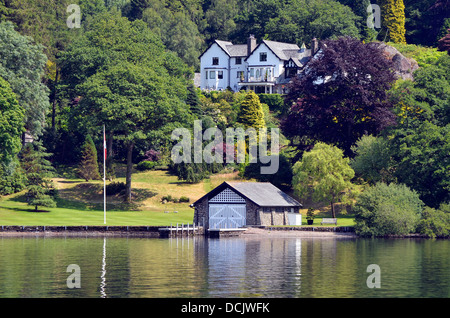 Blakeholme Wray sulla riva del Lago Windemere vicino a Bowness, ex casa di Sir John Fisher che ha gestito il Dunkerque evacuazione. Foto Stock