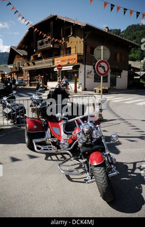 Harley Davidson di tre ruote bici del motore al 'Morzine Harley Days Festival 2011, sulle alpi francesi, Francia Foto Stock