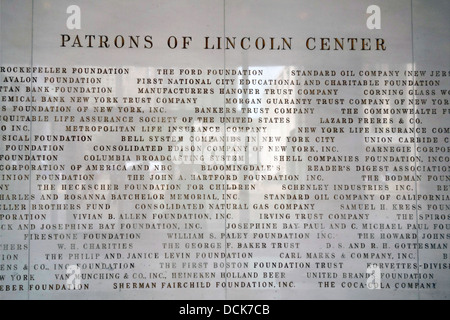 Patroni del Lincoln Center parete Foto Stock