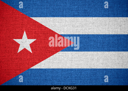 Bandiera di Cuba o cubana banner su ruvida sfondo in metallo Foto Stock