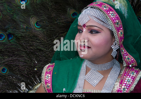 Rajasthani ballerini folk Jaipur, Rajasthan, India Foto Stock