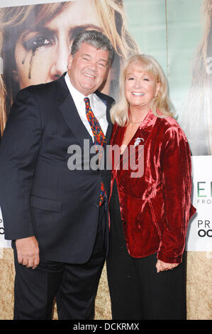 Diane Ladd, marito di HBO premiere di 'illuminati" tenutasi presso Paramount Studios. Los Angeles, California - 06.10.11 Foto Stock