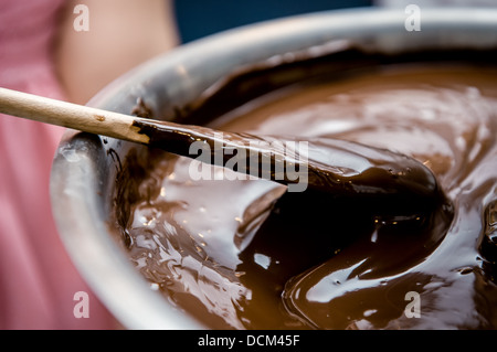 Ciotola con il cioccolato Foto Stock