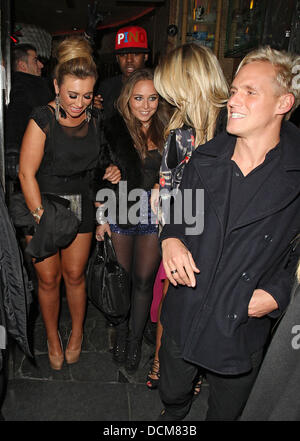 Lauren Goodger, Chloe verde, Frankie Essex e Jamie Laing, al Mahiki nightclub di Londra - Inghilterra - 20.10.11 Foto Stock