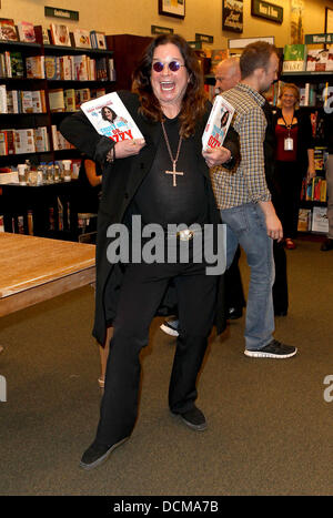 Ozzy Osbourne a sua booksigning per 'Trust me, sto Dr Ozzy' per Barnes and Noble Las Vegas, Nevada - 20.10.11 Foto Stock