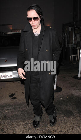 Marilyn Manson lascia il Mercato di ristorante Vetro in West Hollywood e Los Angeles, California - 24.10.11 Foto Stock