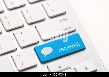 Commento inserisci la chiave e discorso bolla icona. Foto Stock
