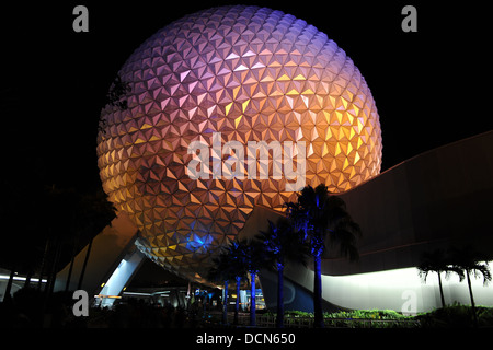 ORLANDO, FLORIDA - Giugno 06, 2012: Disney's Epcot Center sfera Foto Stock