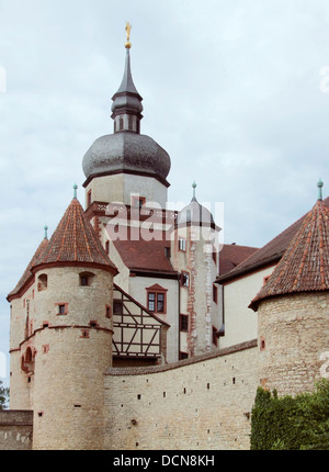 Denominato Castello Fortezza di Marienberg situato in Baviera (Germania) Foto Stock