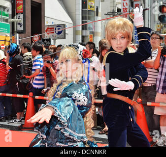 Agosto 3, 2013, Nagoya, Aichi, Giappone : partecipanti giapponese marzo durante il tappeto rosso cerimonia per il 'World Cosplay Summit 2013' a Nagoya, nella prefettura di Aichi, Giappone, il 3 agosto 2013. (Foto di AFLO) Foto Stock