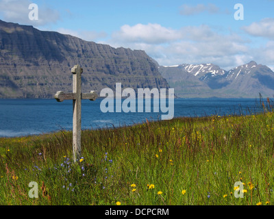 Una croce cristiana, Barðsnes (azienda abbandonata), Islanda Foto Stock