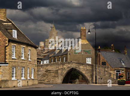 Trinità b ridge, in Crowland,lincolnshire. Risalente ai tempi di anglosassone. Foto Stock