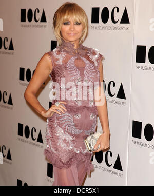 Nicole Richie 2011 MOCA Gala: 'L'artista vita Manifesto' diretto da Marina Abramovic al MOCA Grand Avenue - Gli arrivi di Los Angeles, California - 12.11.11 Foto Stock