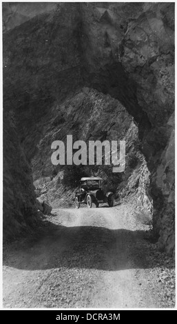 Sul tunnel autostradale lungo il Wind River in Wyoming. - - 292841 Foto Stock